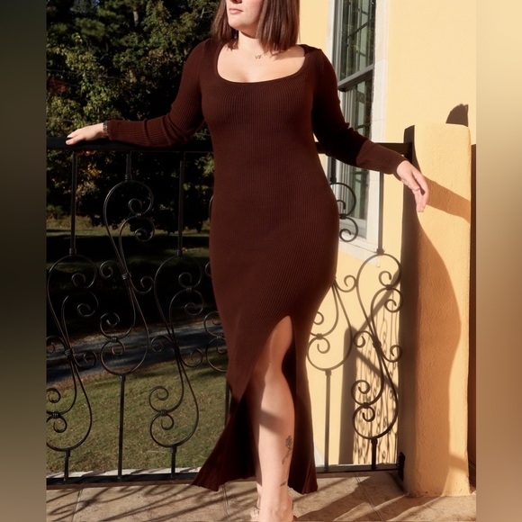 Ribbed Blonde Dress & Ribbed Mocha Dress - Picture 3 of 5